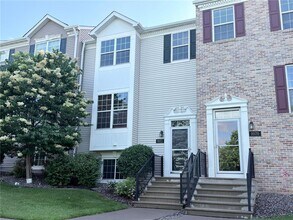 Building Photo - 9972 Vervain Dr