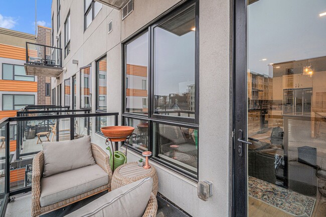 Building Photo - Coming Soon: One-Bedroom, One-Bath Condo i...