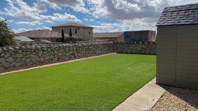Building Photo - 11884 Auburn Sands Dr