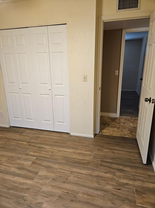 Building Photo - EAST MESA HOME FOR RENT