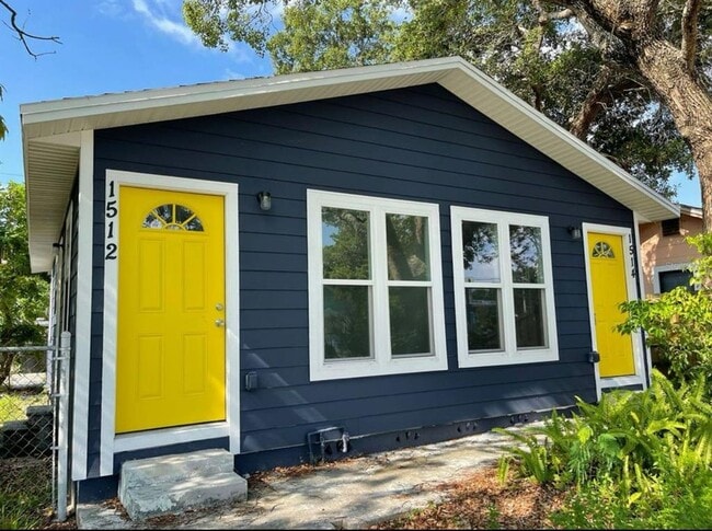 Building Photo - 1512 38th Ave N