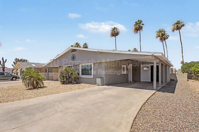 Building Photo - 462 S 80th Pl