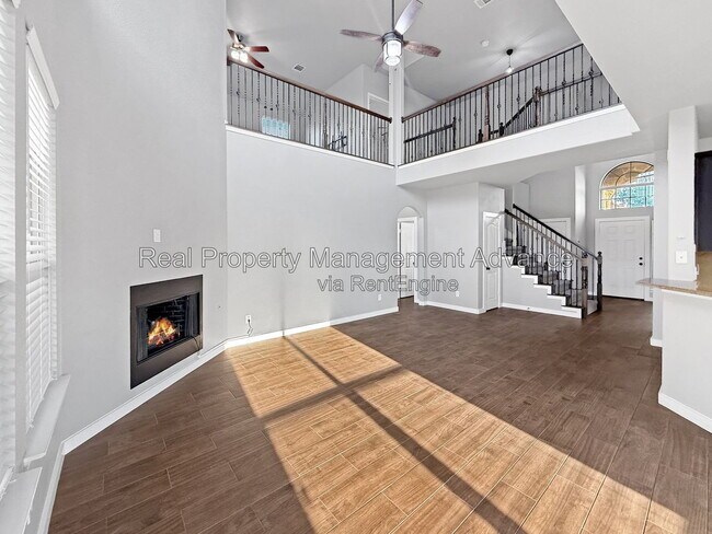 Building Photo - 512 Winchester Dr