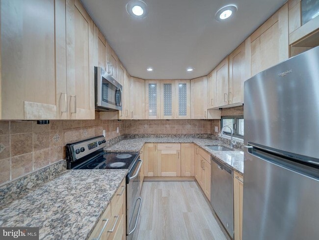 Building Photo - 11301 Gatesborough Ln