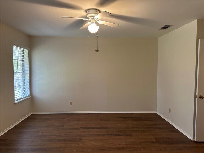 Building Photo - 5504 Chadwyck Dr