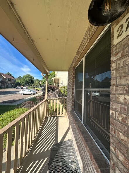 Building Photo - 279 Pheasant Run