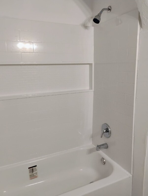 Building Photo - 510 Vanderbilt St