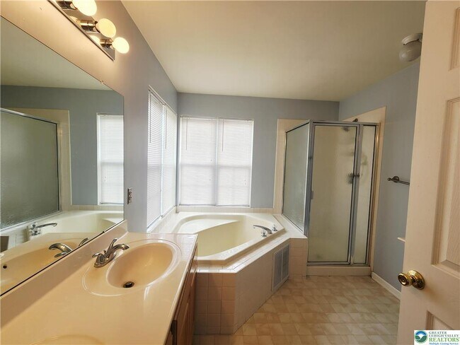 Building Photo - 236 Lenape Trail