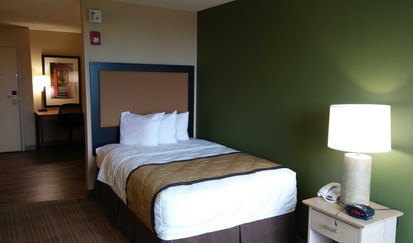 Building Photo - Furnished Studio-Jacksonville - Deerwood Park