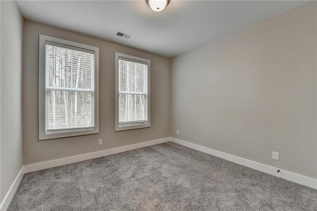 Building Photo - 106 Pinecone Pkwy