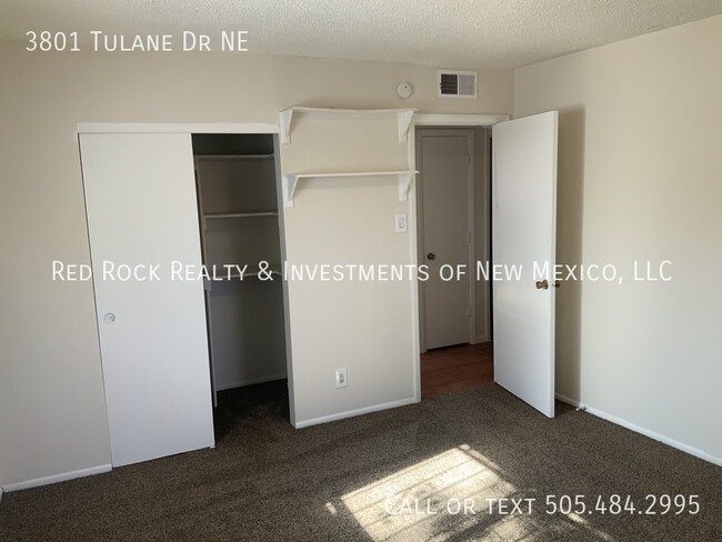 Building Photo - 4 Bedroom in NE ABQ now avaliable