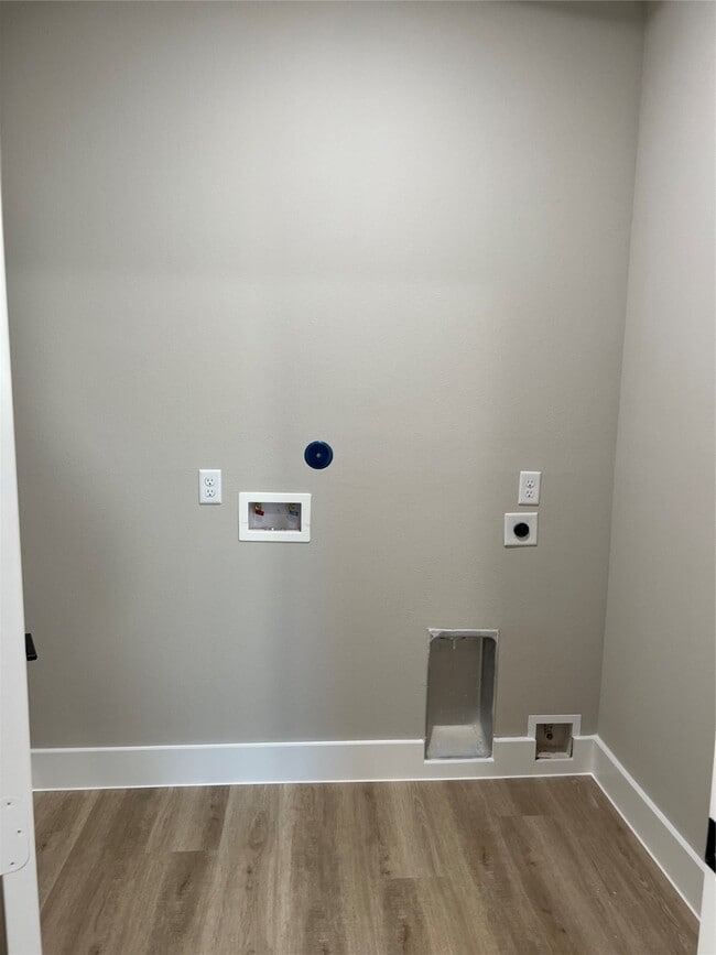 Building Photo - 2511 Martinas Ct