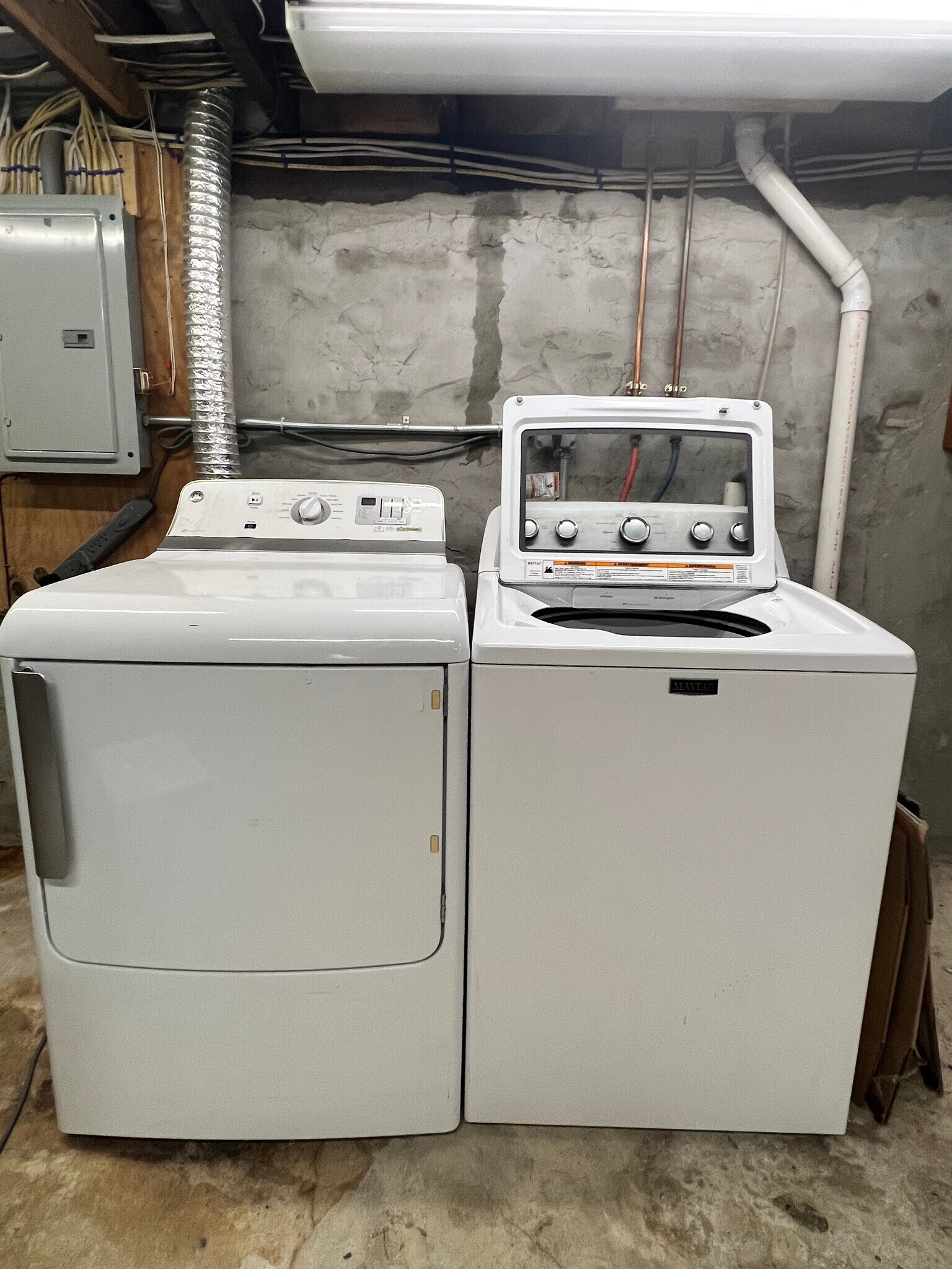 Building Photo - 37 Winchester St