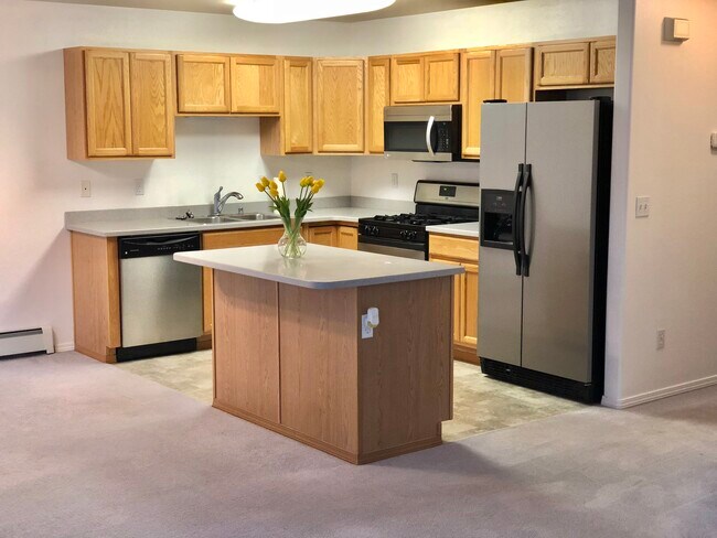 Building Photo - 1639 Mountainman Loop