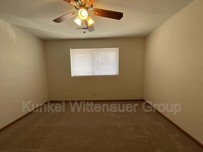 Building Photo - 1705 Jamestown Rd