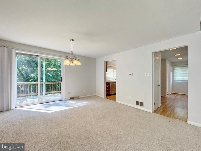 Building Photo - 29080 Autumnwood Dr