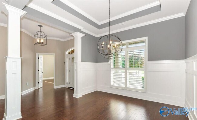 Building Photo - 138 Legacy Cove Dr SW