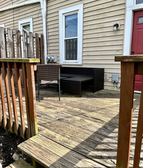 fabulous place to spend some time outside - 454 Forest St
