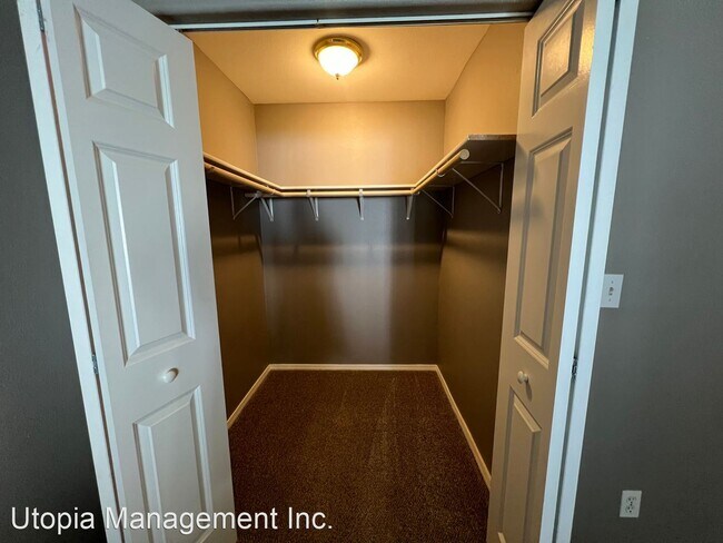 Building Photo - 2 br, 2.5 bath House - 2170 28th Street