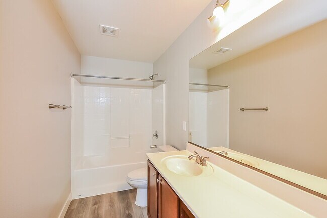 Building Photo - 10280 Gibson Isle Dr