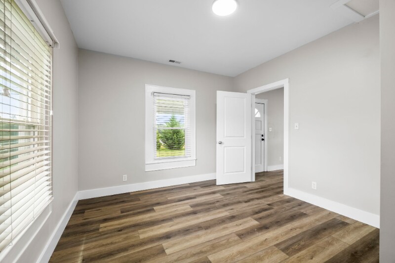 Building Photo - 2811 Locust Hill Rd
