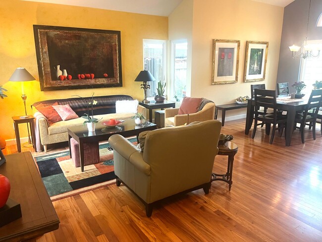 Building Photo - 3 Bedroom 2.5 Bath Arbors Home