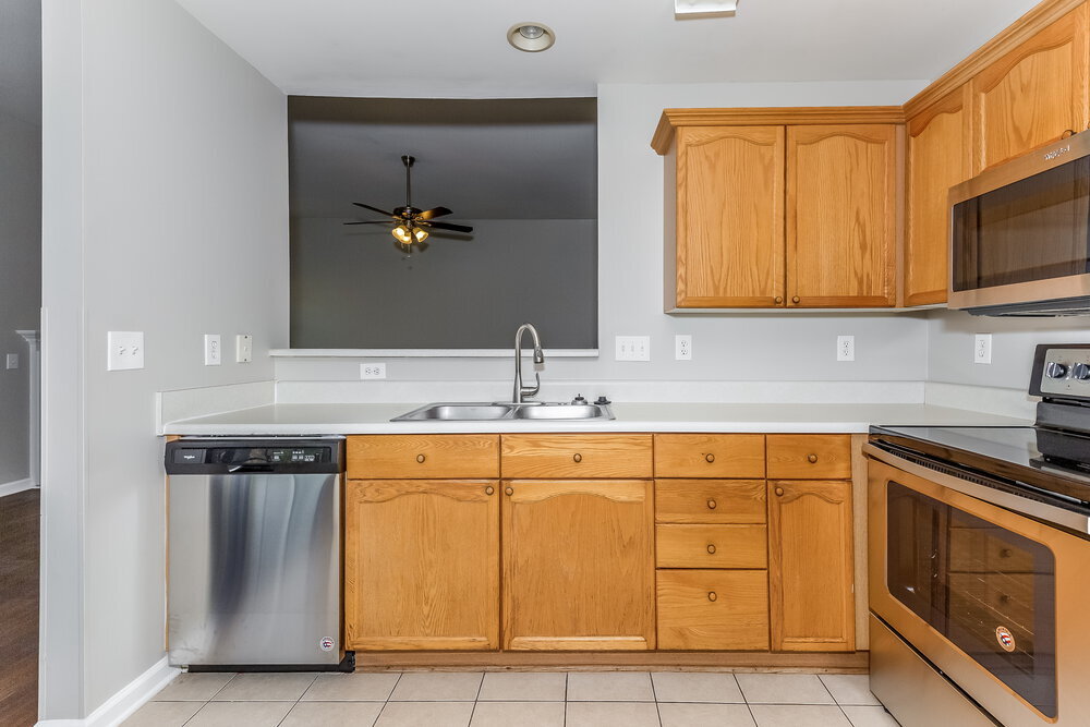 Building Photo - 5238 Courtfield Dr