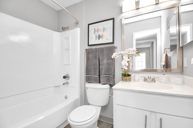 Building Photo - 2701 W Bellfort Ave