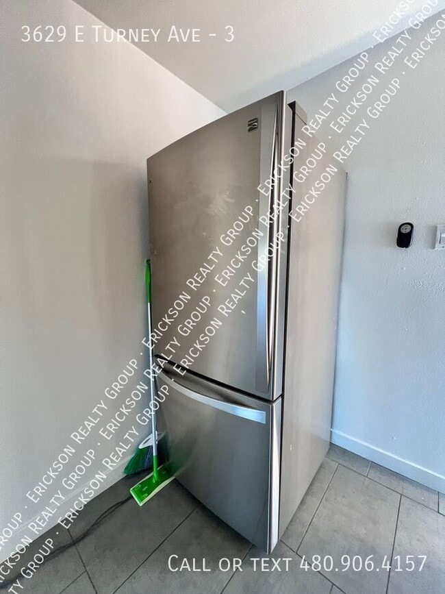 Building Photo - 3629 E Turney Ave