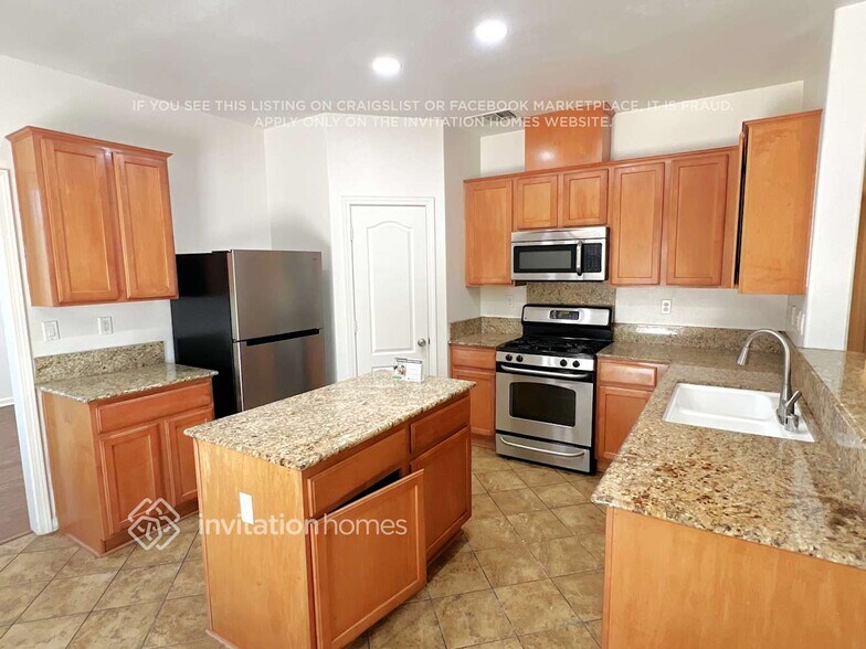 Building Photo - 5569 Roaring Rapids Way
