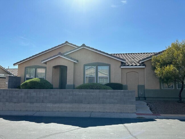 Building Photo - Great single story 3 bedroom house for rent!