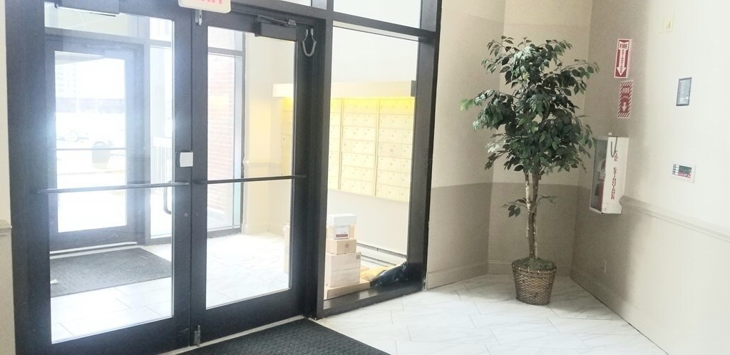 Building Photo - 90 Quincy Shore Dr