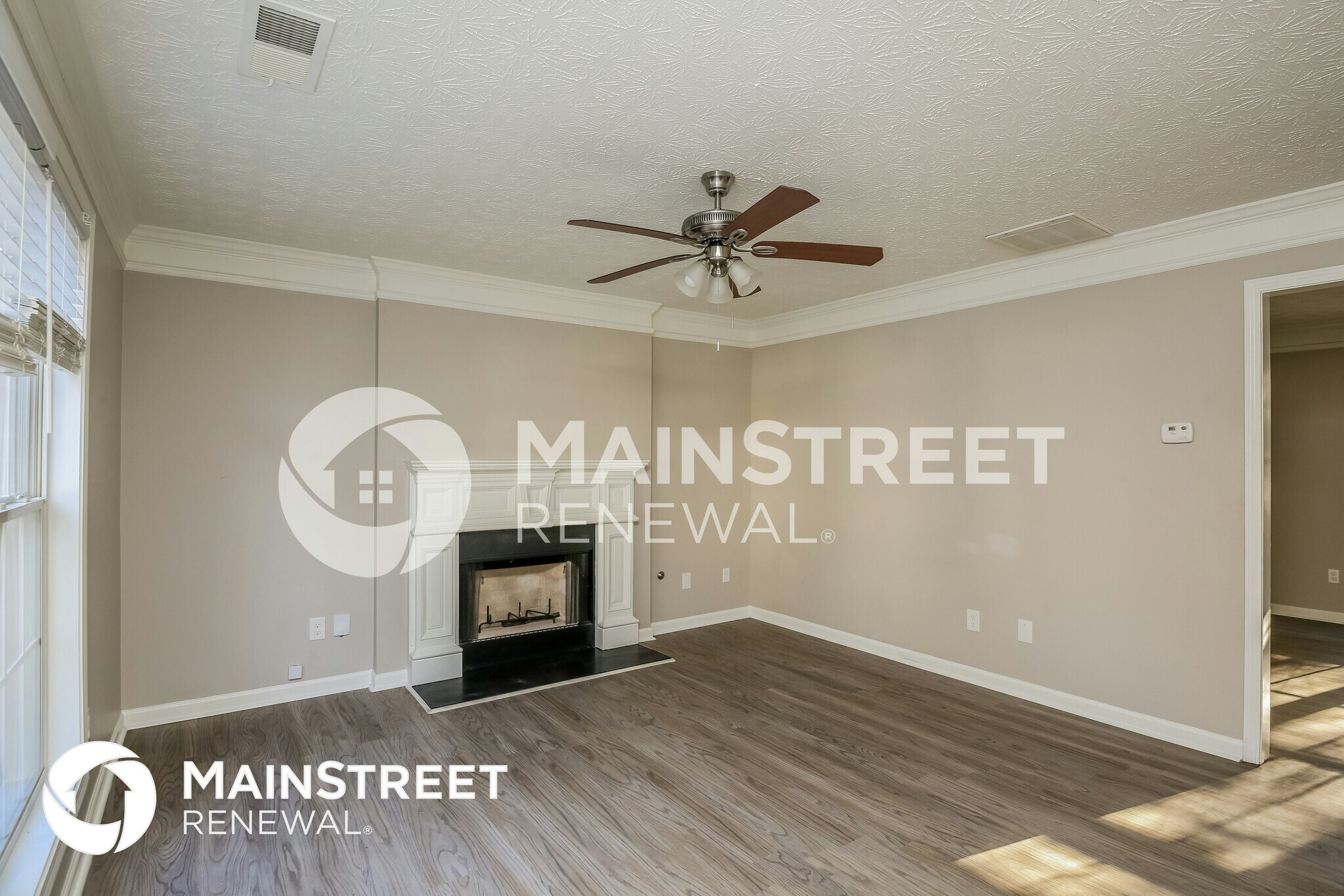 Building Photo - 4035 Riverside Pkwy