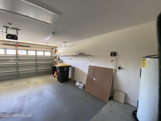 Building Photo - 9533 Maidstone Mill Dr W