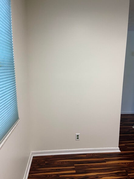 Kitchen - 1324 Aarons Way