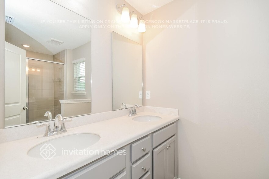 Building Photo - 401 Cherry Ridge Dr