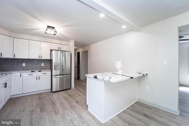 Building Photo - 5704 Broadwater Pkwy