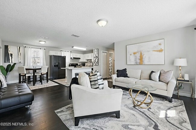 Primary Photo - 10605 Arnez Rd