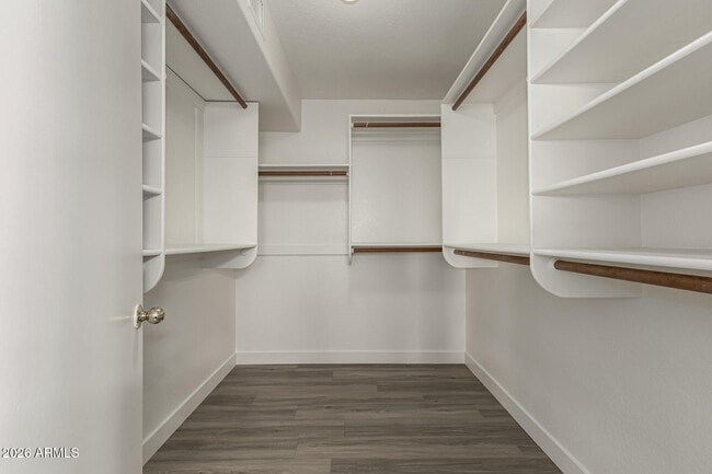 Building Photo - 4368 W Wahalla Ln