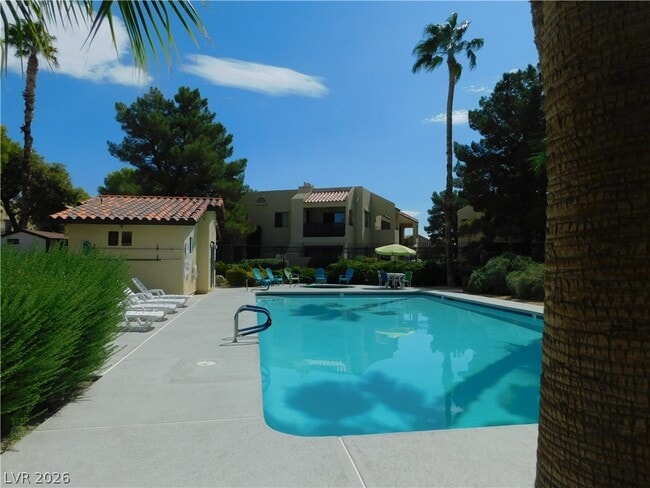Building Photo - 601 Cabrillo Cir