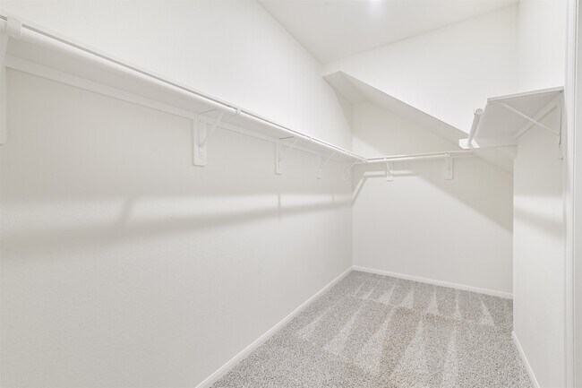 Building Photo - 30812 Willow Green Ln