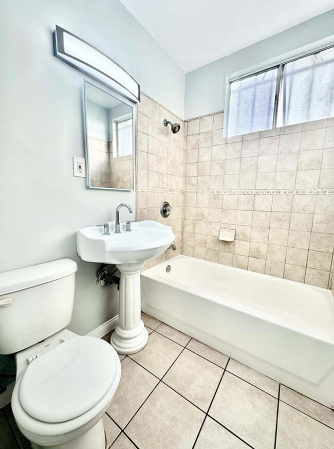 Building Photo - LB1117 (Rose) OWNER APPROVAL