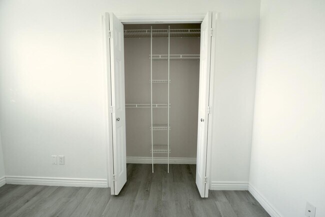 Building Photo - 125 S 1050 W