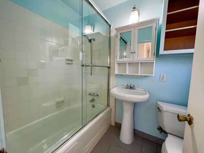 Building Photo - Excellent two Story Spanish style home located just minutes away from Sunset Strip