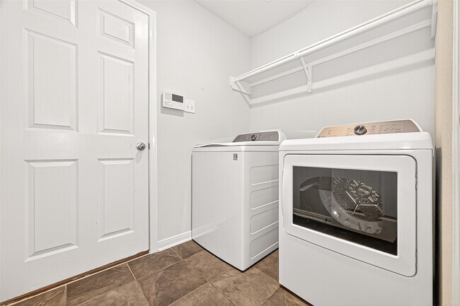 Building Photo - 20931 Teocalli Dr