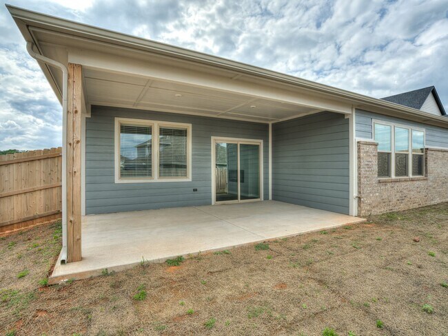 Building Photo - Beautiful New Construction Home in Edmond/...