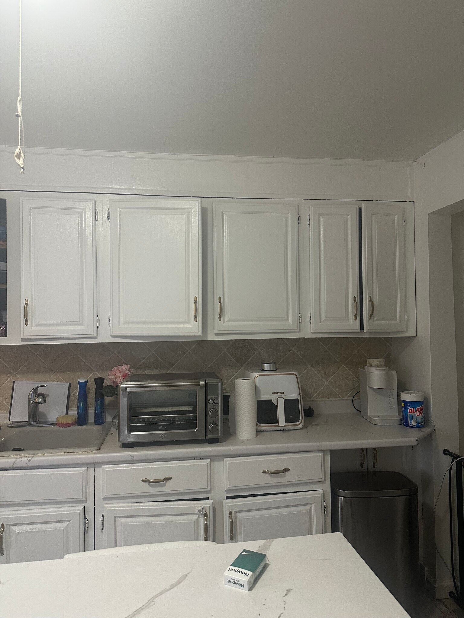 Building Photo - 21 Drake Ave