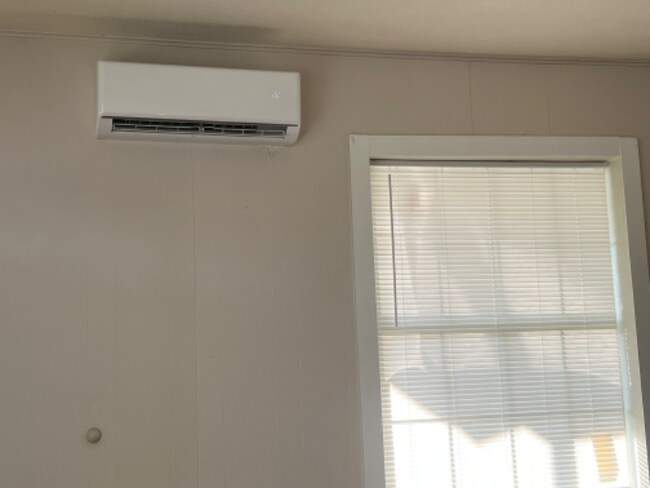 Building Photo - 111 S Audubon Dr