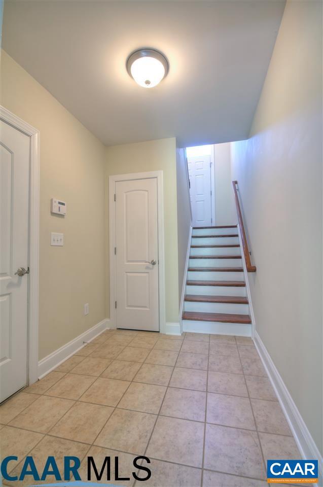 Building Photo - 164 Brookwood Dr