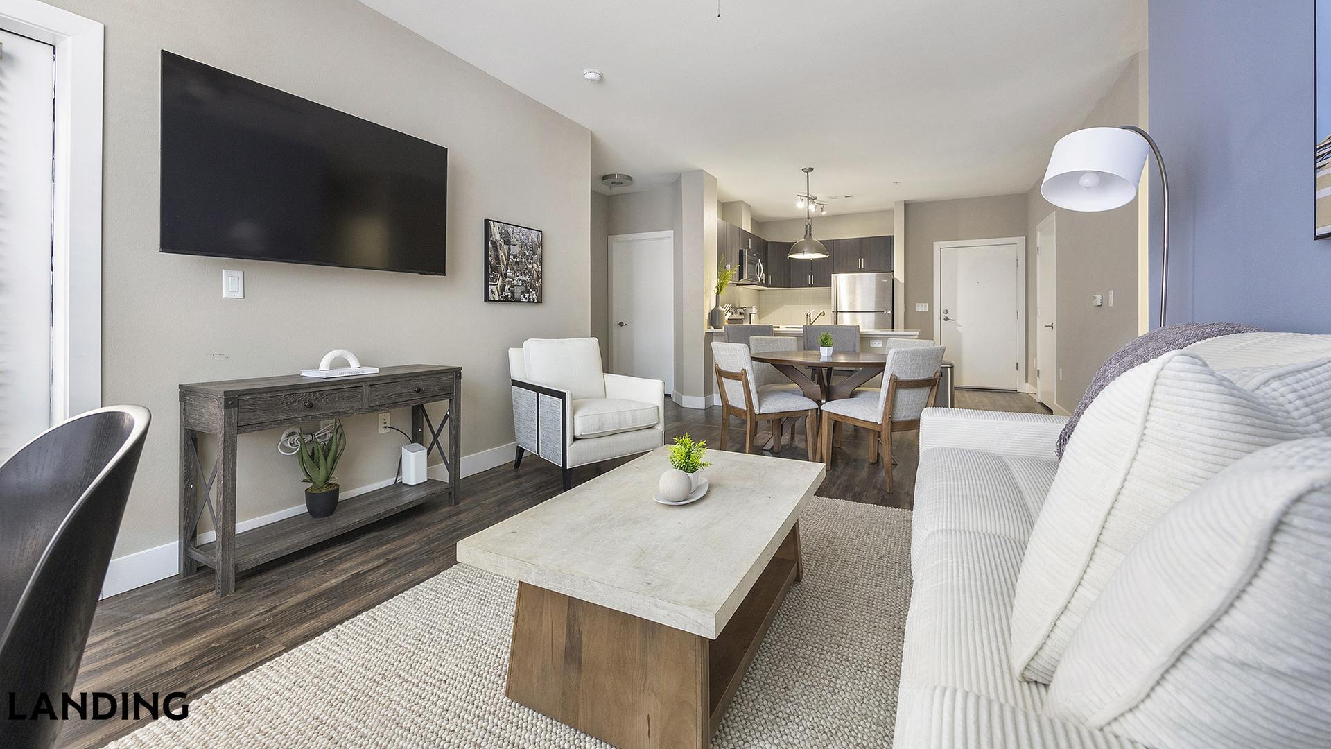 Building Photo - 1000 S Broadway